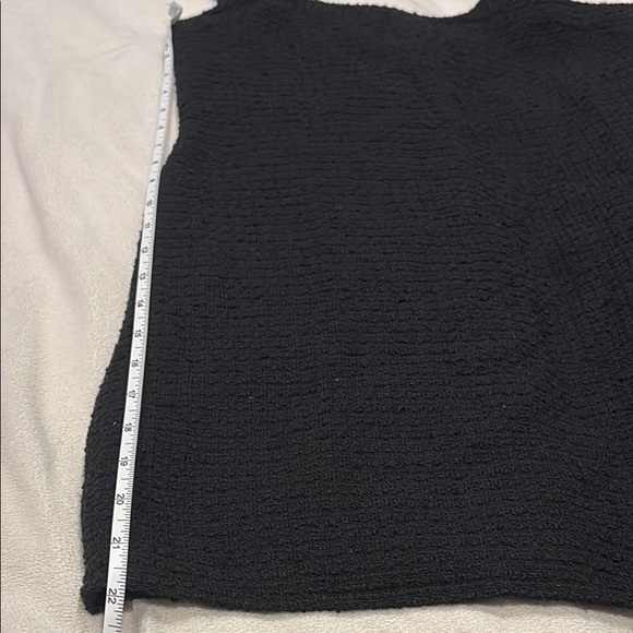 NWOT H&M XS black dress - Picture 4 of 5